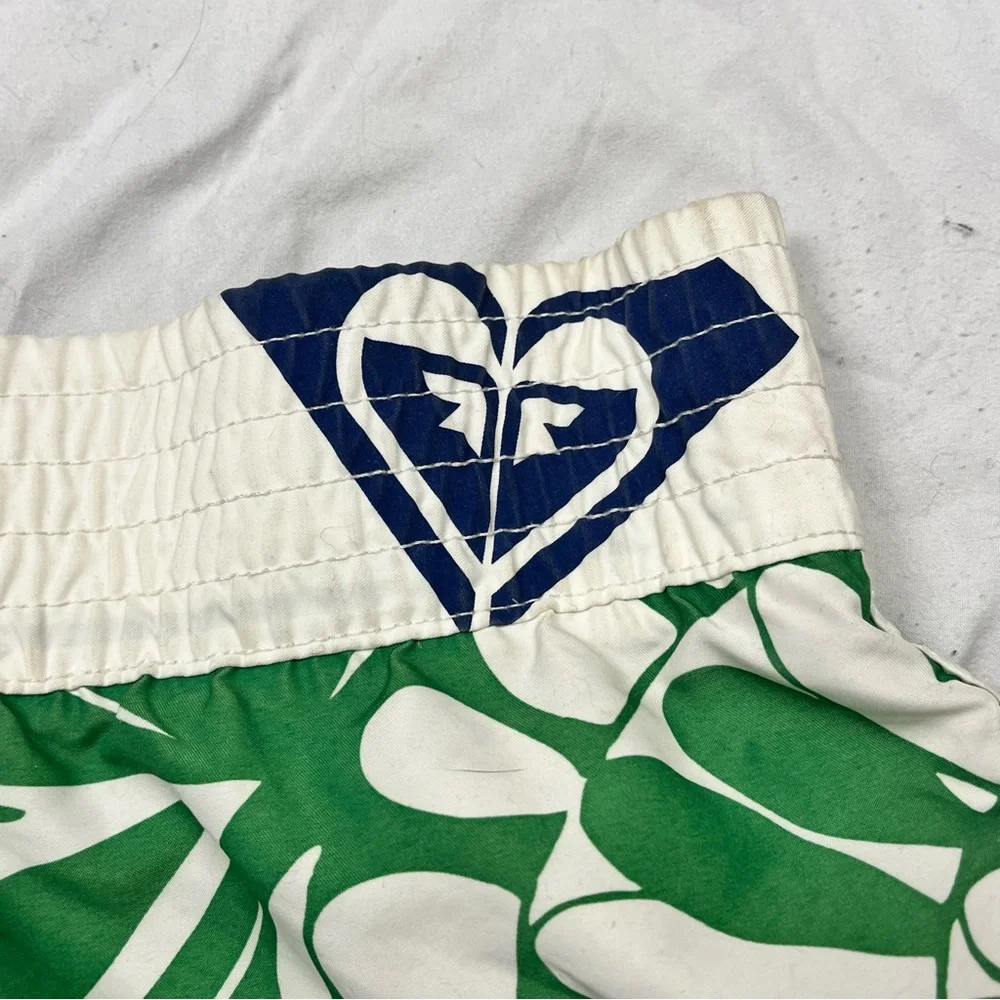 Y2K Vintage Roxy Green Floral Swim Shorts - Picture 7 of 8